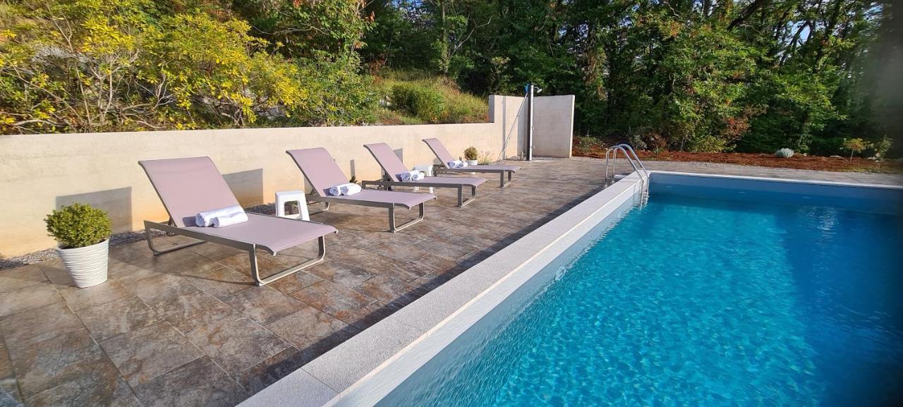 Villa Mittler Ловран Екстериор снимка