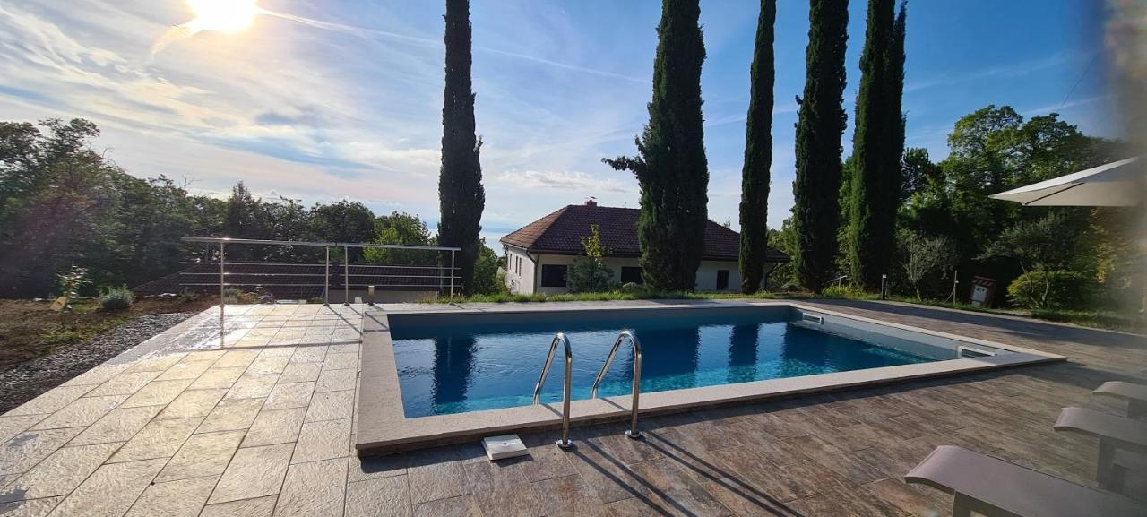 Villa Mittler Ловран Екстериор снимка