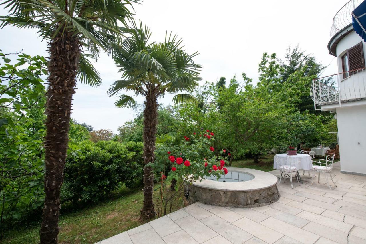 Villa Mittler Ловран Екстериор снимка