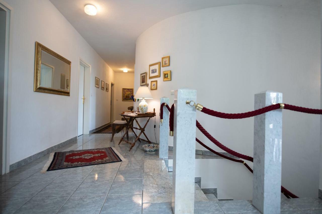Villa Mittler Ловран Екстериор снимка